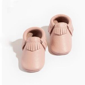 Freshly Picked blush moccasins size 2